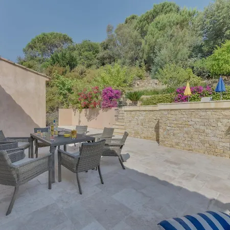 בית נופש La Colle Du Turc By Interhome