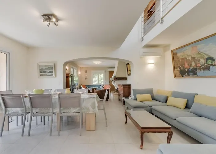 La Colle Du Turc By Interhome Feriehus Grimaud